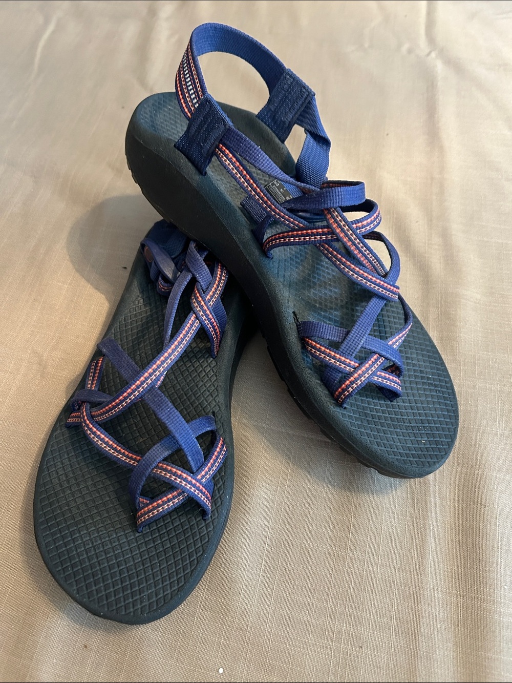 EUC Chaco Black Sandal with multicolored Accent Strap